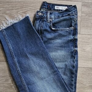 Zara Women's Distressed Flare Jeans in Blue